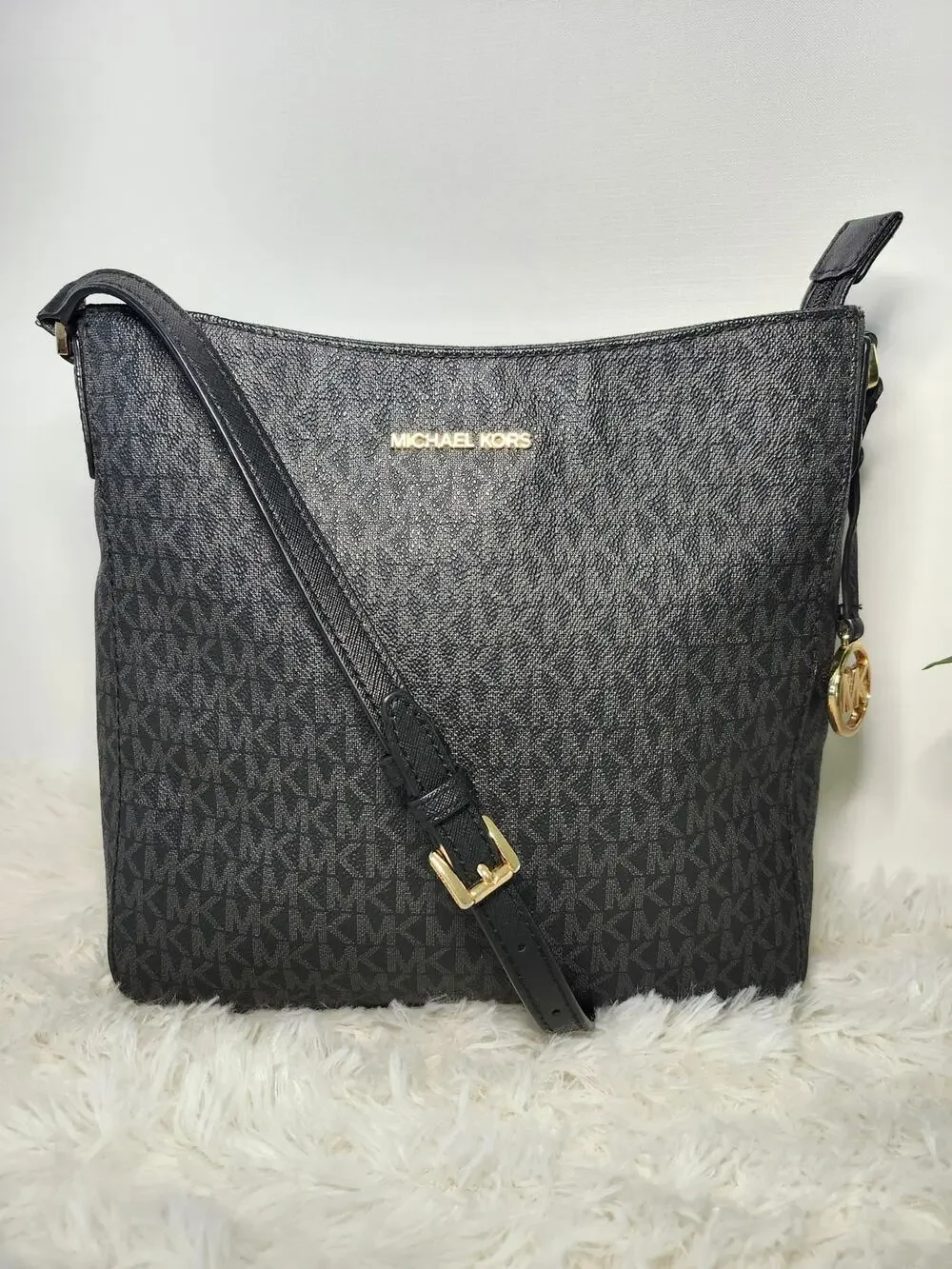 Michael Kors Monogram Bag Black Crossbody Y2K Minimalist Casual